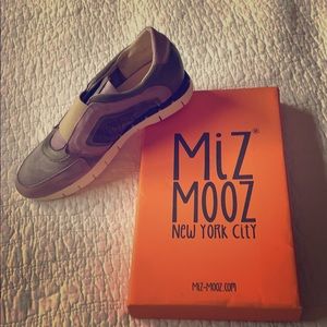 Brand New! Miz Mooz Anita Casual Sneakers